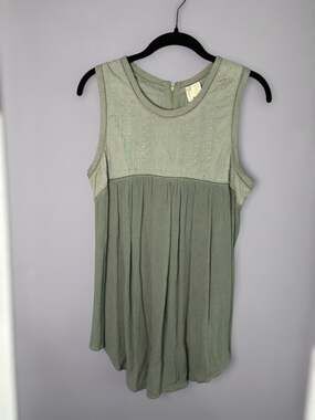 Japna Olive Green Sleeveless Flowy Round Neck Top M